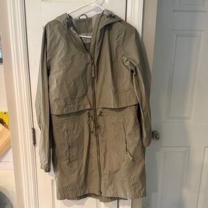 L.L. Bean Sage Green Hooded rain Jacket medium regular